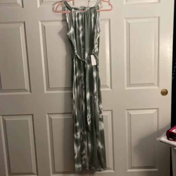 Cocoimo Tie Dye Maxi Dress fixed shoulder straps and tie belt at waist Green - Picture 8 of 16
